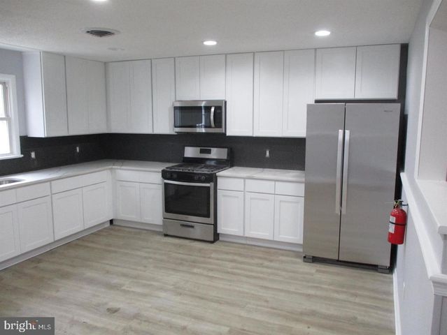 929 JACKSONVILLE RD, Burlington, NJ 08016