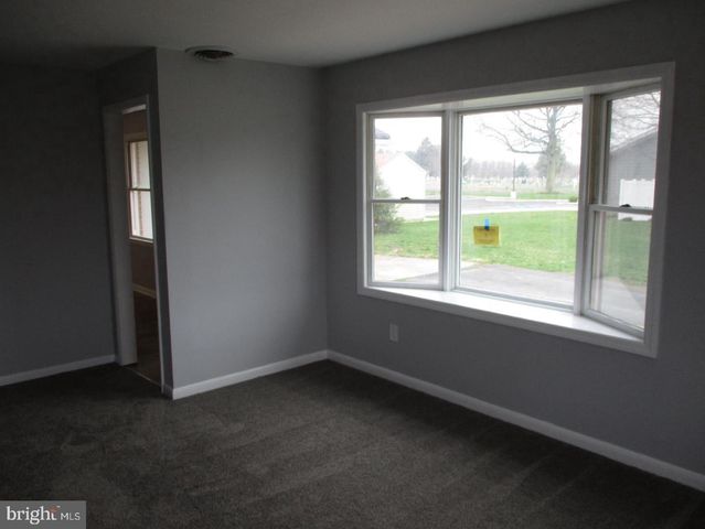 929 JACKSONVILLE RD, Burlington, NJ 08016