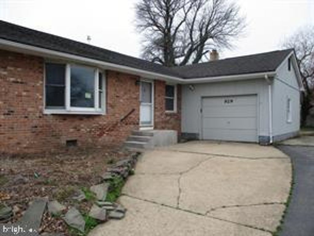 929 JACKSONVILLE RD, Burlington, NJ 08016