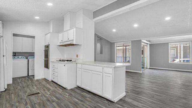 353 Mill Pond 353, San Jose, CA 95125