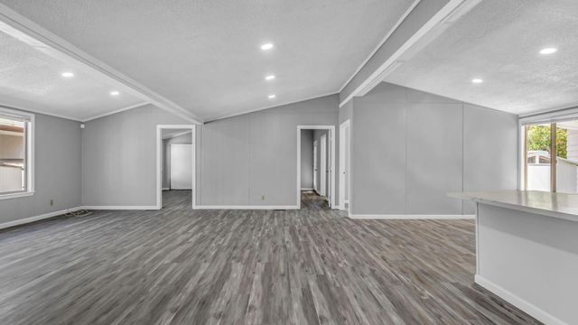 353 Mill Pond 353, San Jose, CA 95125