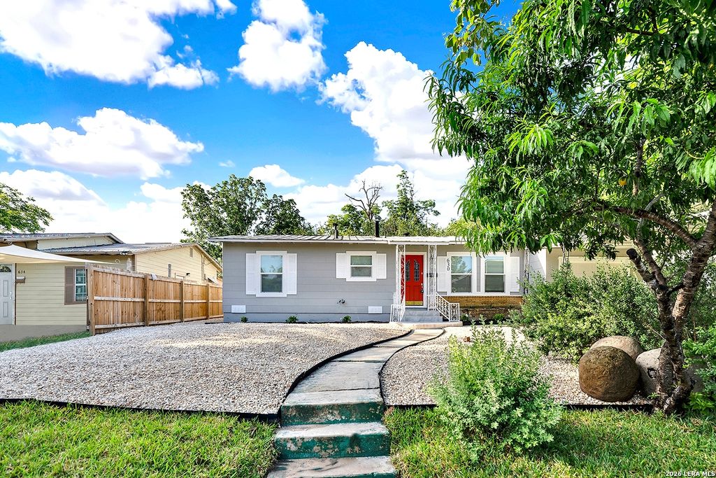 630 Sumner Dr, San Antonio, TX 78209