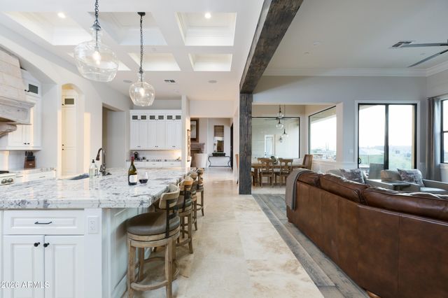 11346 E MONUMENT Drive, Scottsdale, AZ 85262