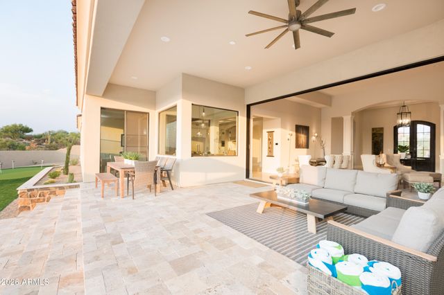 11346 E MONUMENT Drive, Scottsdale, AZ 85262