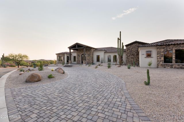 11346 E MONUMENT Drive, Scottsdale, AZ 85262
