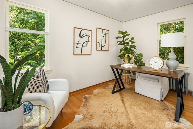 4007 48th Avenue NE, Seattle, WA 98105