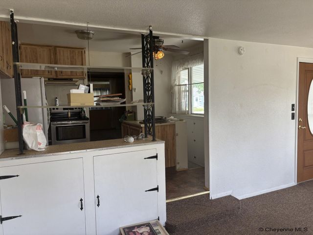 3528 DUFF AVE, Cheyenne, WY 82001