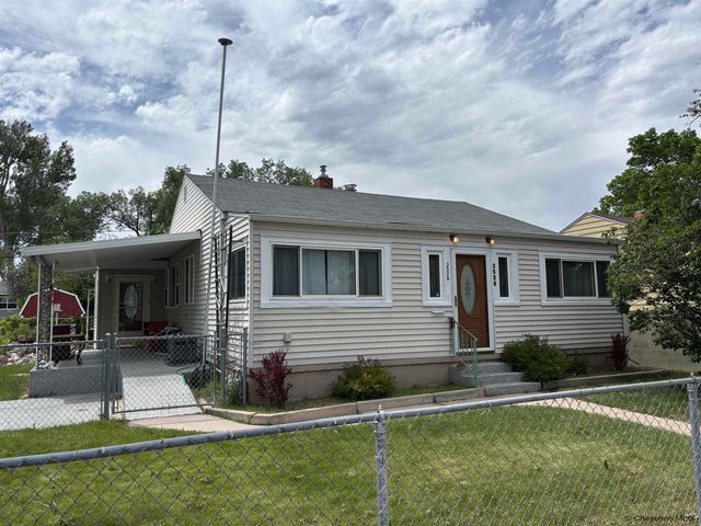 3528 DUFF AVE, Cheyenne, WY 82001