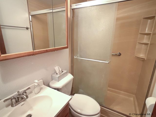 3528 DUFF AVE, Cheyenne, WY 82001