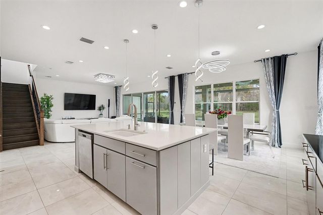 32423 ROSEWOOD MEADOW LANE, Wesley Chapel, FL 33543