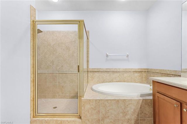 9180 Spanish Moss WAY # 922, Bonita Springs, FL 34135