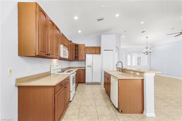 9180 Spanish Moss WAY # 922, Bonita Springs, FL 34135