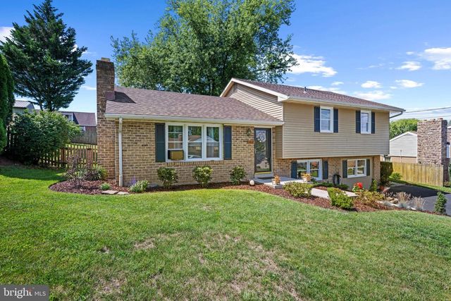 108 HIRTLAND AVE, Hanover, PA 17331