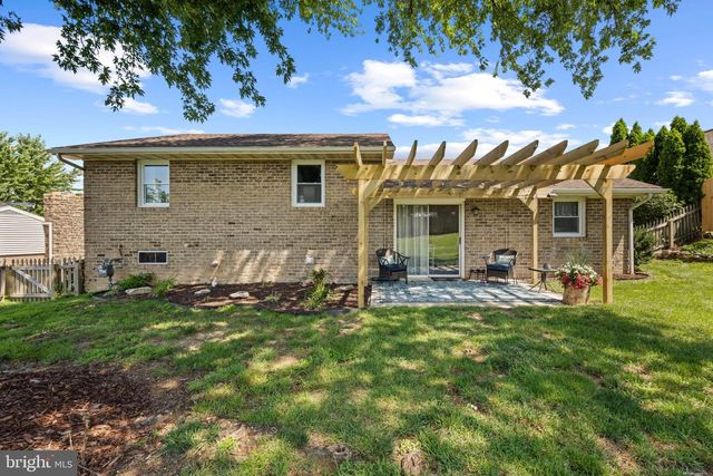 108 HIRTLAND AVE, Hanover, PA 17331