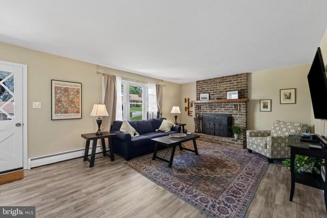 108 HIRTLAND AVE, Hanover, PA 17331