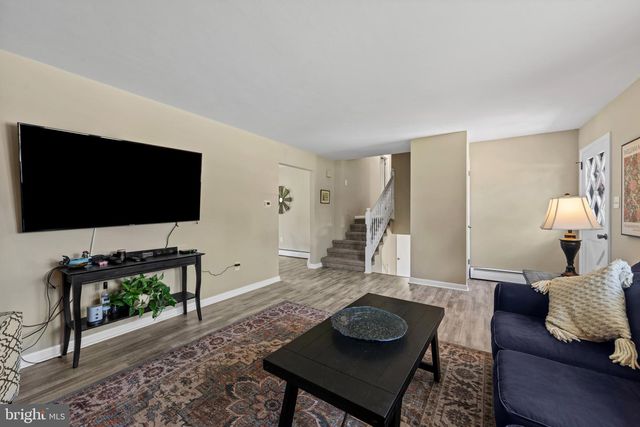 108 HIRTLAND AVE, Hanover, PA 17331