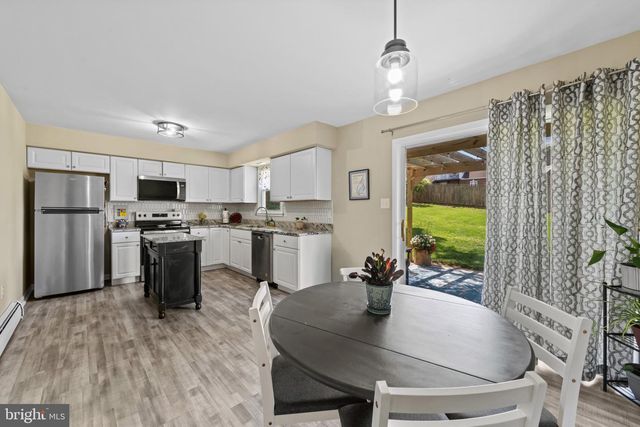 108 HIRTLAND AVE, Hanover, PA 17331