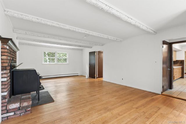 614 Twin Hills Court, Northport, NY 11768