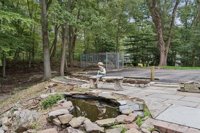 614 Twin Hills Court, Northport, NY 11768