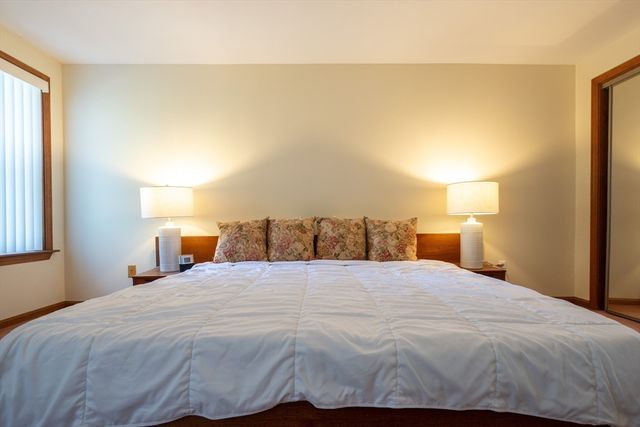 18 Winter Street E, Foxboro, MA 02035