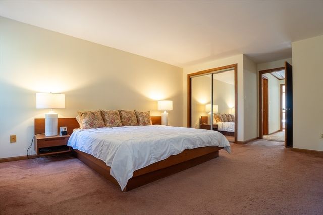 18 Winter Street E, Foxboro, MA 02035