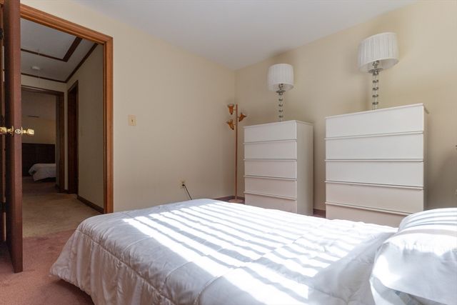 18 Winter Street E, Foxboro, MA 02035