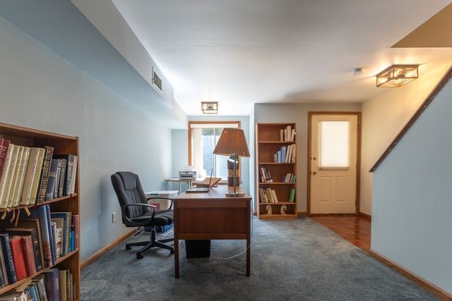 18 Winter Street E, Foxboro, MA 02035