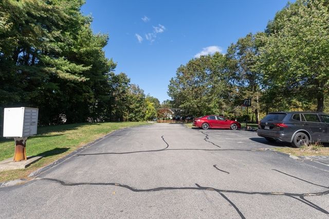 18 Winter Street E, Foxboro, MA 02035