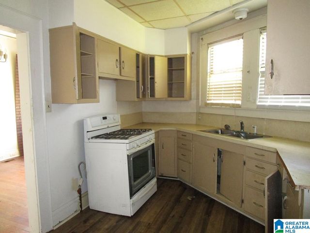 4116 DEBARDELEBEN AVENUE, Fairfield, AL 35064