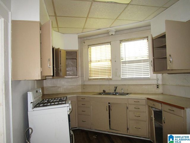 4116 DEBARDELEBEN AVENUE, Fairfield, AL 35064