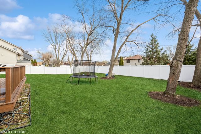 7517 Main Street, Darien, IL 60561