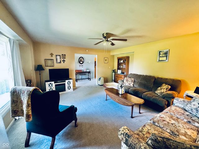 2016 S Riley, Shelbyville, IN 46176