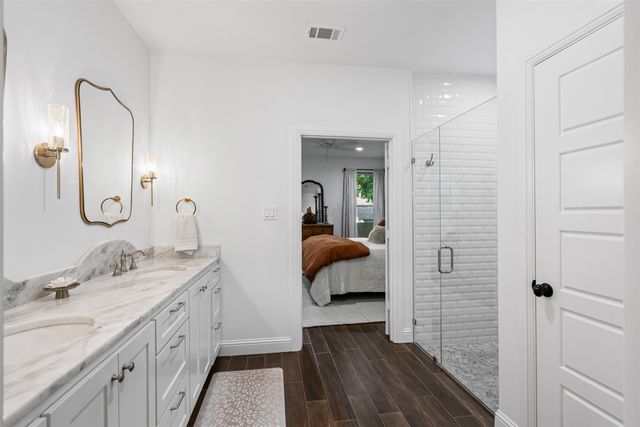 703 W 2nd Street, Cleburne, TX 76033