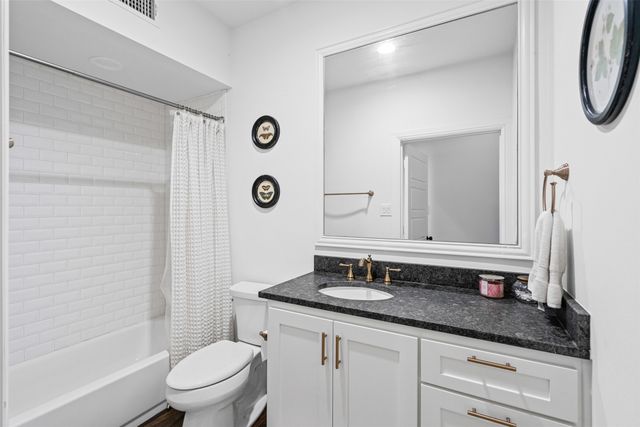 703 W 2nd Street, Cleburne, TX 76033