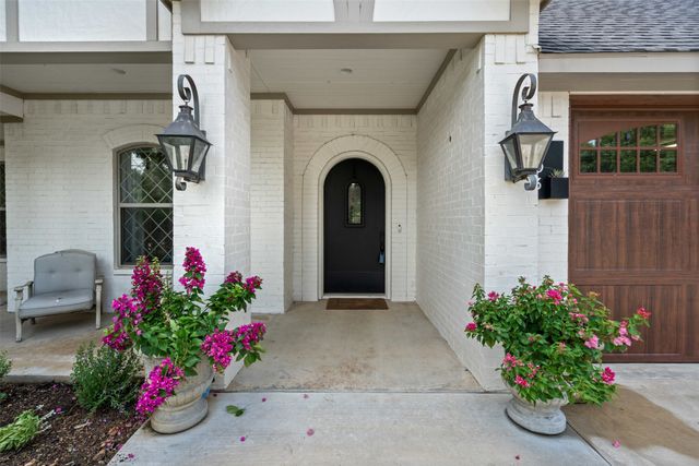 703 W 2nd Street, Cleburne, TX 76033