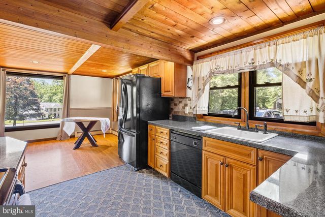 2 FOX RUN, Garnet Valley, PA 19060