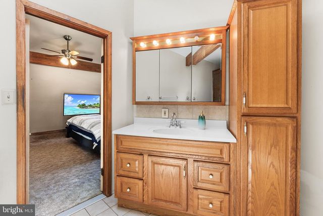 2 FOX RUN, Garnet Valley, PA 19060