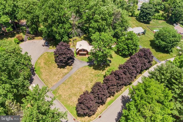 2 FOX RUN, Garnet Valley, PA 19060