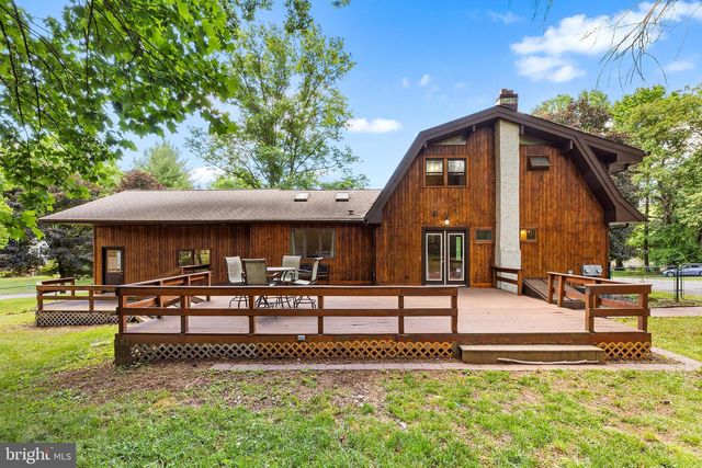2 FOX RUN, Garnet Valley, PA 19060