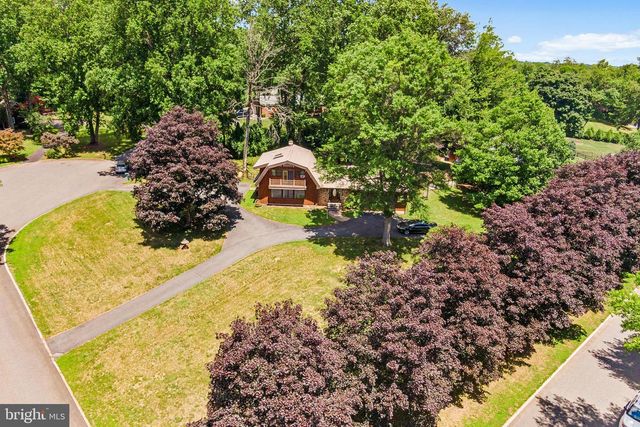 2 FOX RUN, Garnet Valley, PA 19060