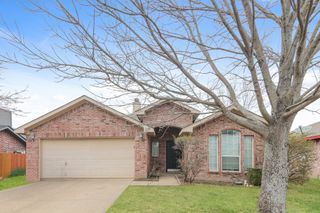 2049 Hollow Creek Drive, Dallas, TX 75253