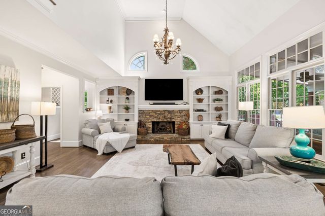 9140 Nesbit Lakes Drive, Alpharetta, GA 30022