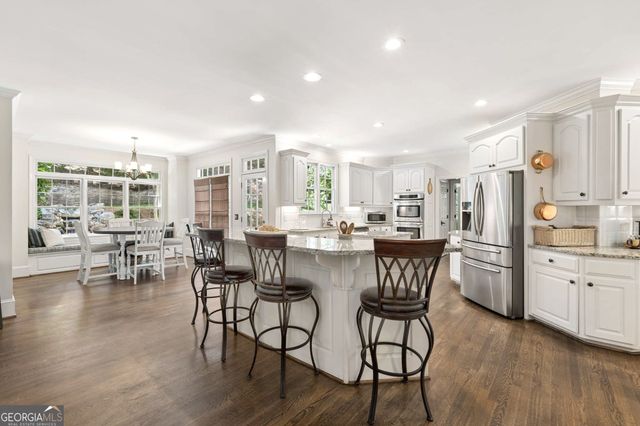 9140 Nesbit Lakes Drive, Alpharetta, GA 30022