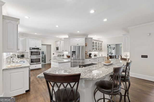 9140 Nesbit Lakes Drive, Alpharetta, GA 30022