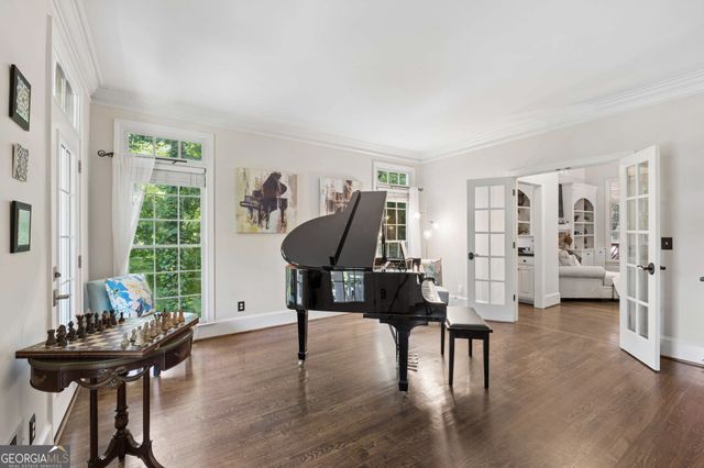 9140 Nesbit Lakes Drive, Alpharetta, GA 30022