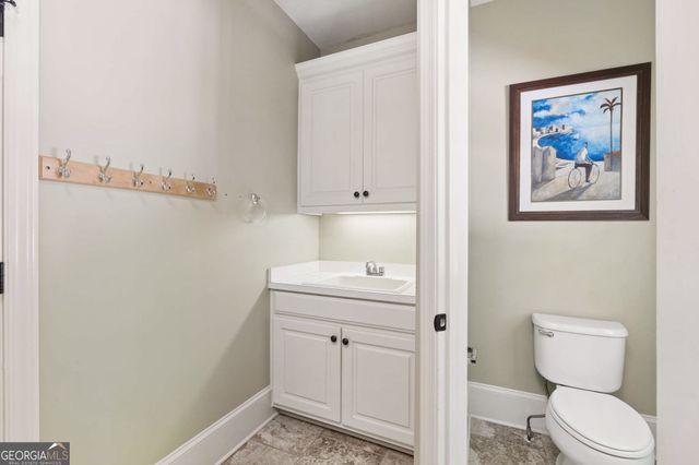 9140 Nesbit Lakes Drive, Alpharetta, GA 30022