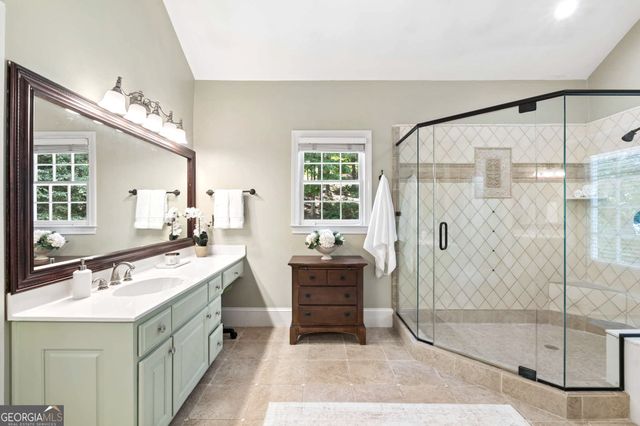 9140 Nesbit Lakes Drive, Alpharetta, GA 30022