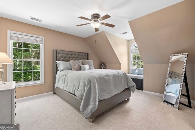 9140 Nesbit Lakes Drive, Alpharetta, GA 30022
