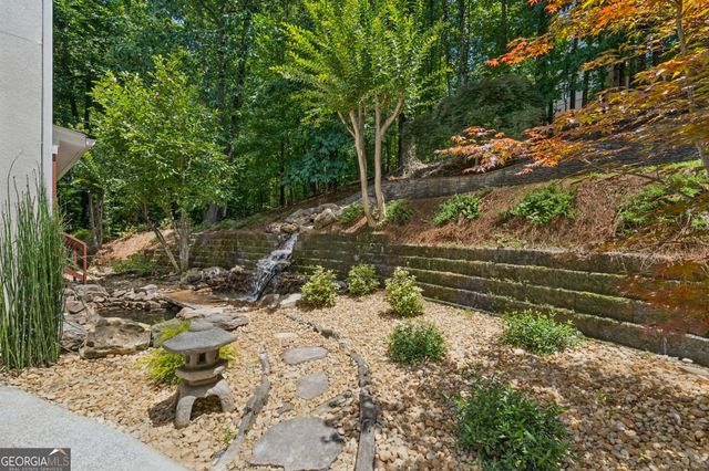 9140 Nesbit Lakes Drive, Alpharetta, GA 30022