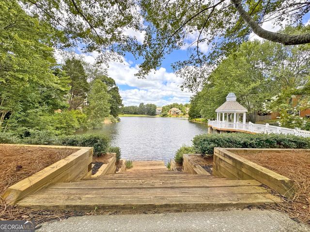 9140 Nesbit Lakes Drive, Alpharetta, GA 30022